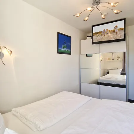 Brise Emmi App 03 Apartment *